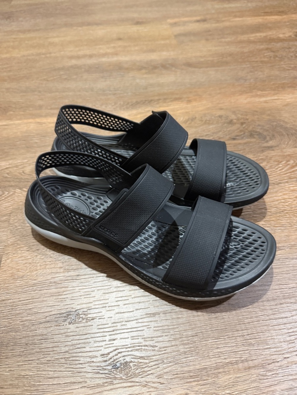 Crocs Lite-Ride 360 Women's Black Dual-Strap Sandal - Picture 2 of 7